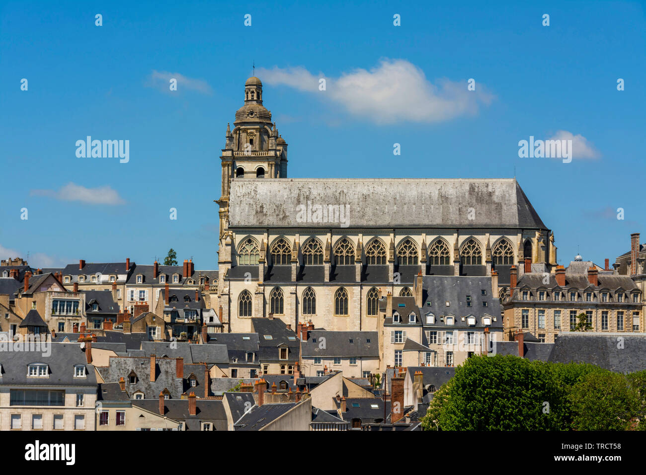 Stadt von Blois und der Kathedrale Saint-Louis, Château de Blois, Loir-et-Cher Abteilung, Center-Val de Loire, Frankreich, Europa Stockfoto