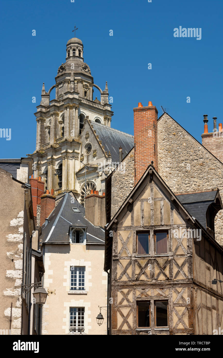 Stadt von Blois und der Kathedrale Saint-Louis, Château de Blois, Loir-et-Cher Abteilung, Center-Val de Loire, Frankreich, Europa Stockfoto