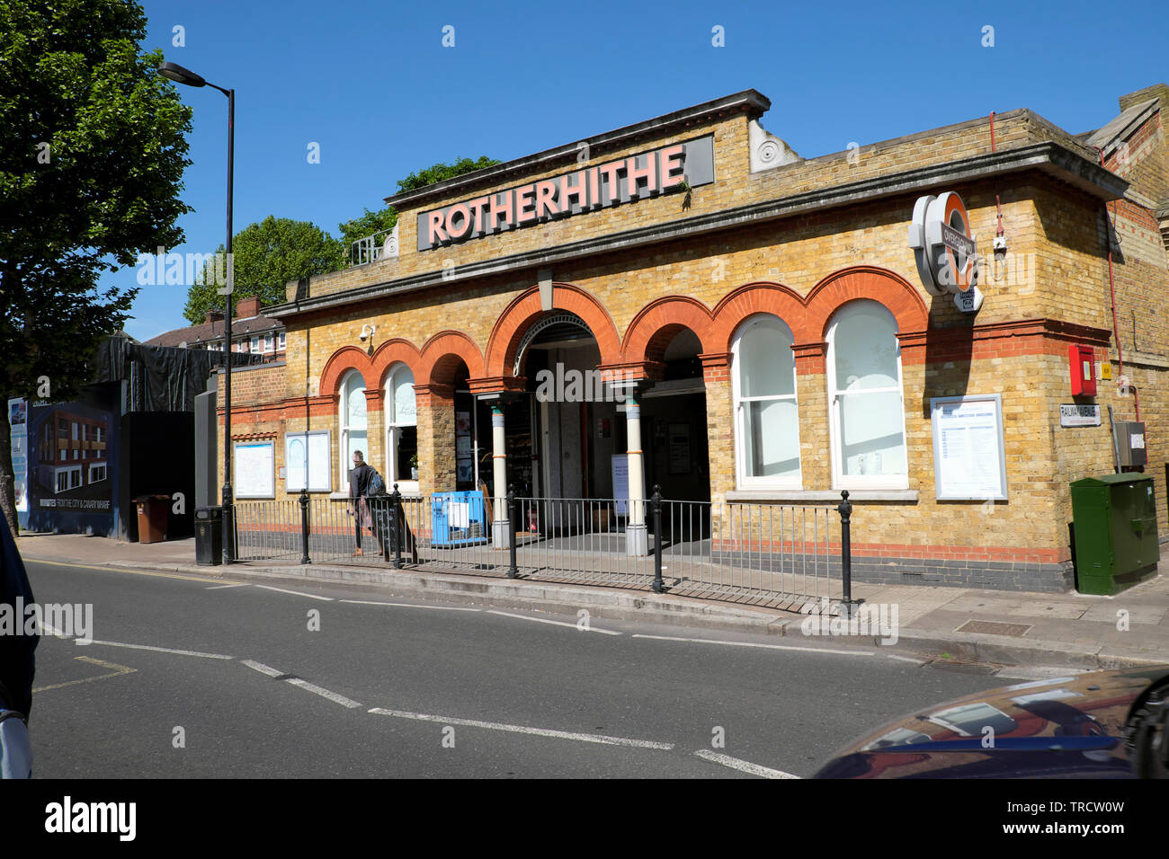 Rotherhithe U-Bahnstation Fassade in South London England UK KATHY DEWITT Stockfoto