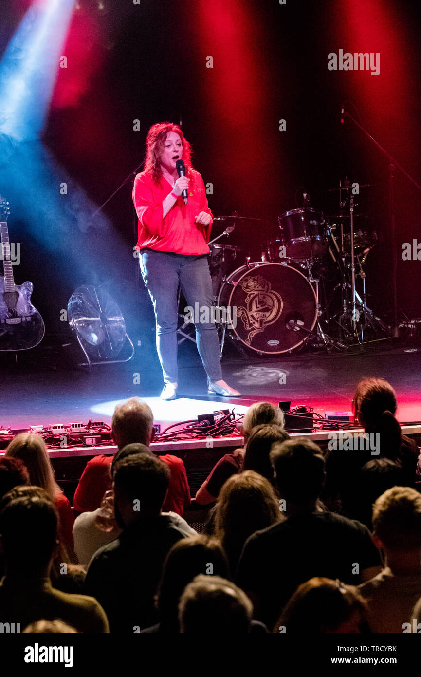 Chris Frieden Labour Party P.P.C. Kandidat für North East Derbyshire Rede auf dem Arbeitsmarkt Wurzeln Rallye in Leeds. Stockfoto