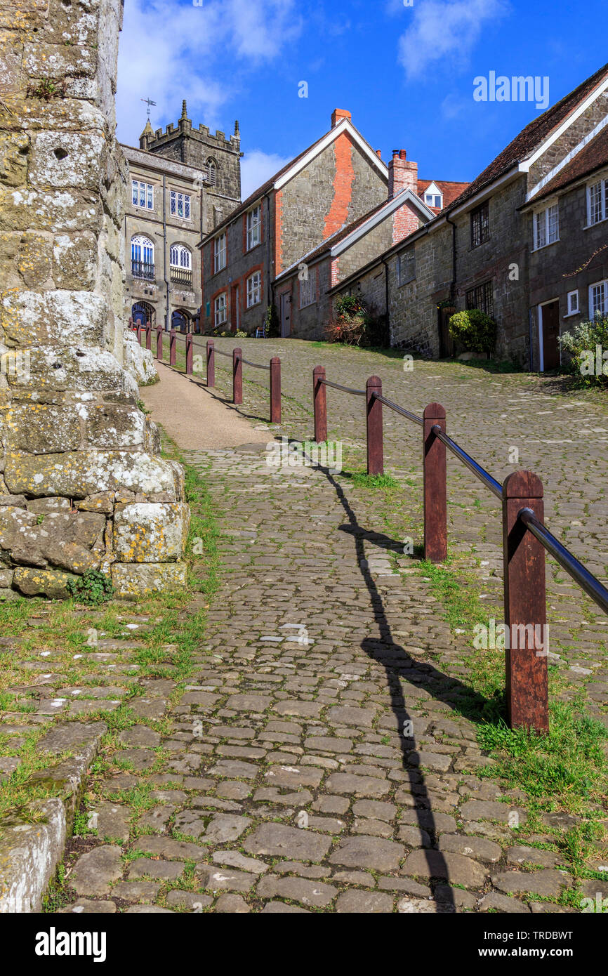 Gold Hill, der Heimat der hovis Brot Werbung auf TV, Shaftesbury, Stadt, Dorset, England, Großbritannien Stockfoto