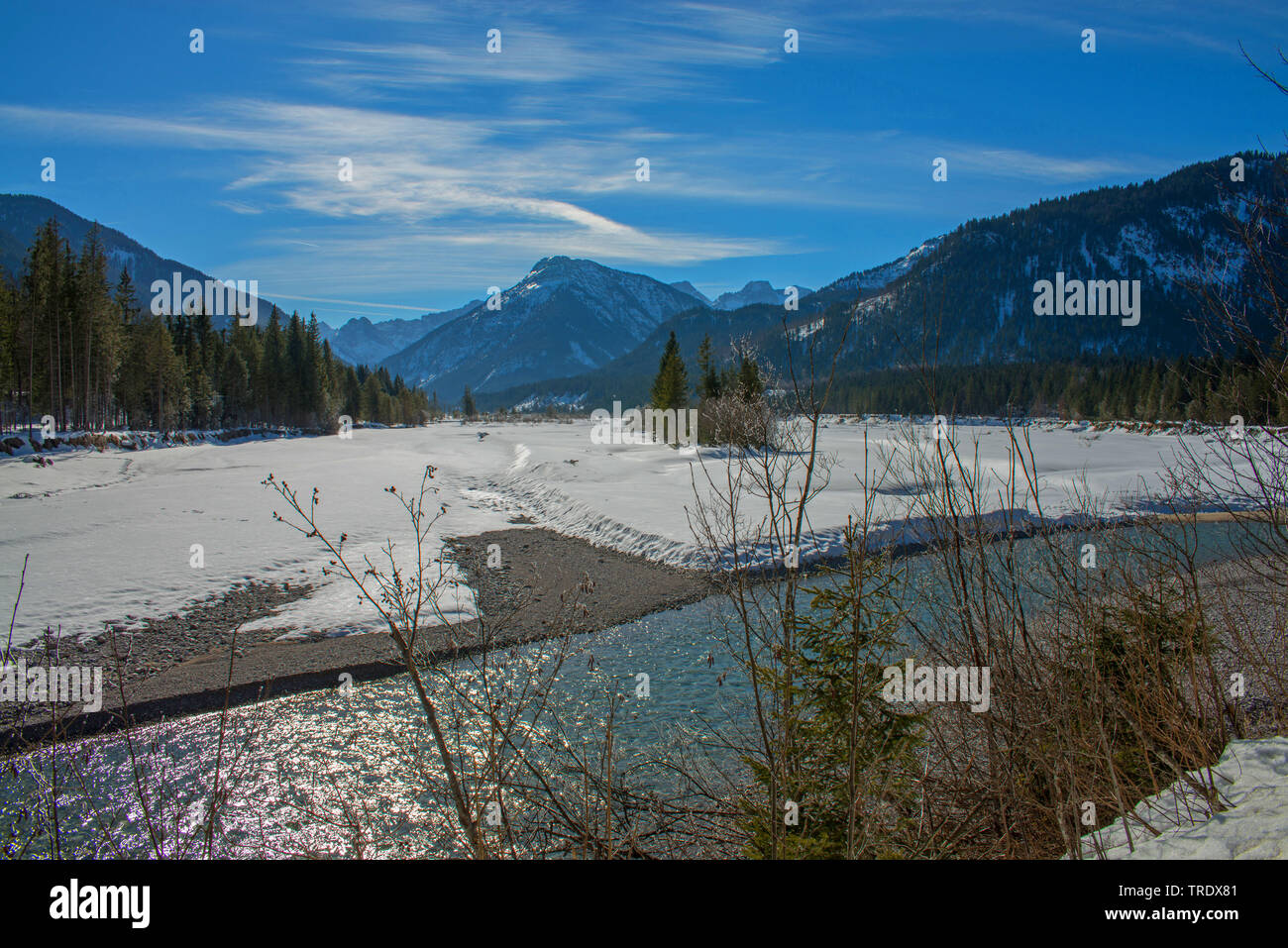 Obere Isartal im Winter, Deutschland, Bayern, Krün Stockfoto