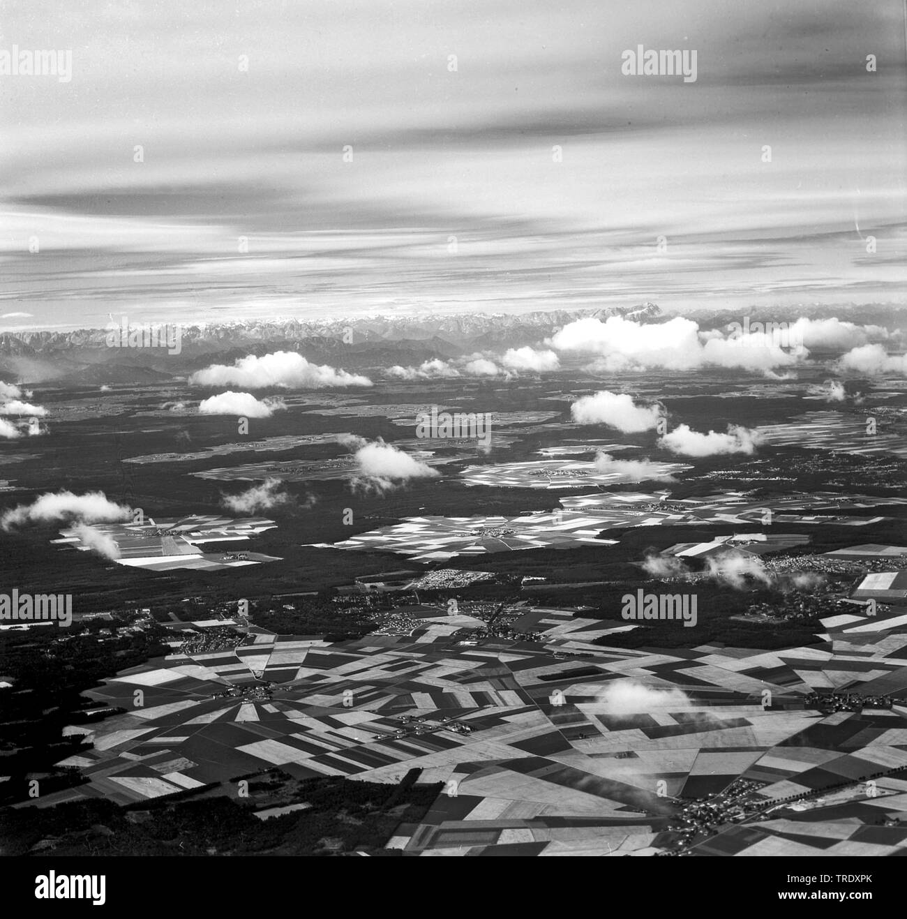 Feld in Putzbrunn bei München, Luftbild aus dem Jahr 1961, Deutschland, Bayern, Putzbrunn Stockfoto