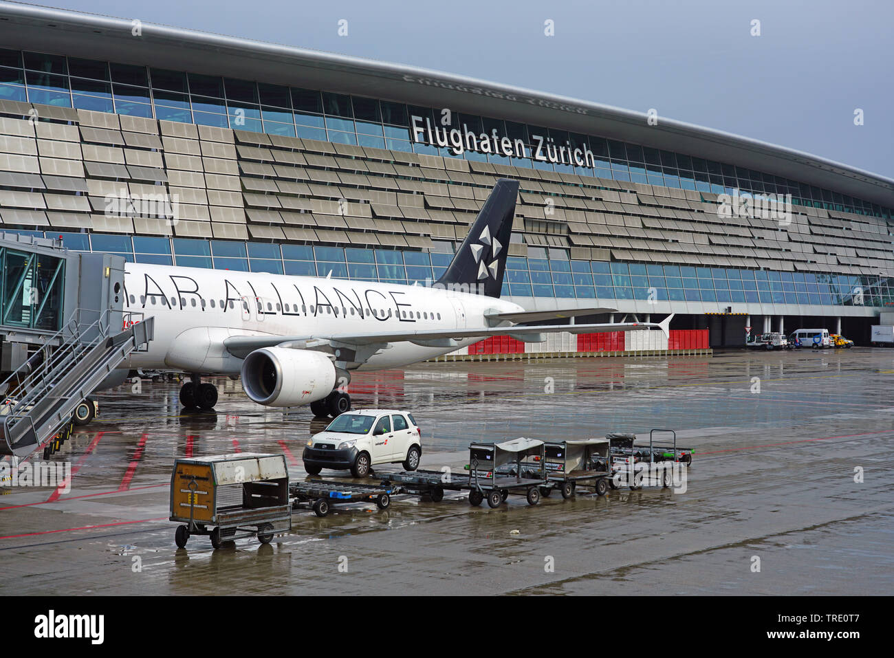Zürich, Schweiz, 25. Mai 2019 - Ebene, die von der Swiss International Airline SWISS (LX) in einer Star Alliance livery am Flughafen Zürich (ZRH). Stockfoto