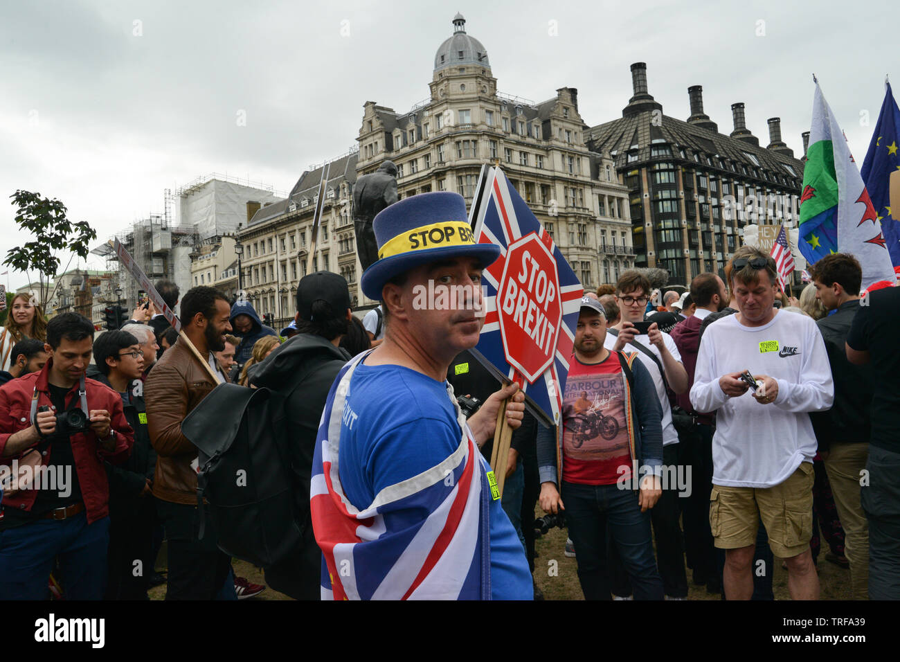 US-Präsident Donald Trump Besuch in London, UK. Tausende von Menschen haben in den Straßen von London Großbritannien Staatsbesuch von Donald Trump zu protestieren. Stockfoto