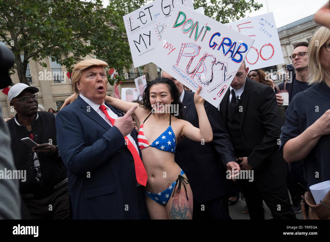 Gemeinsam gegen Trump, nationalen Demonstration, 4. Juni 2019 in London. Tausende versammeln sich in Central London gegen Donald Trump Staatsbesuch in London zu protestieren. Die Demonstranten demostrate gegen seinen Rassismus, mysogyny, Klima der Ablehnung und Störungen in der britischen Politik. (Foto von Mike Abrahams) Stockfoto