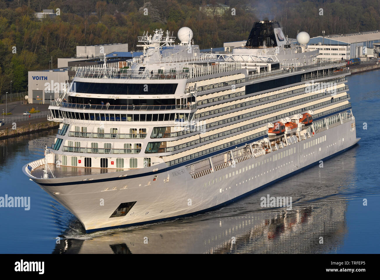Cruiseship Viking Sky vorbei an den Nord-Ostsee-Kanal Stockfoto