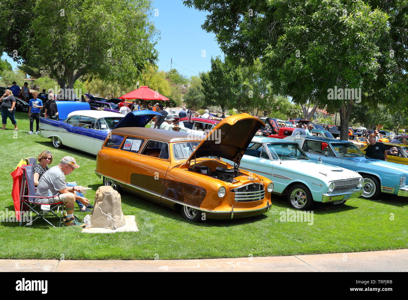Oldtimer und Hot Rods zu einem Memorial Day Event in Boulder City, Nevada, USA Stockfoto