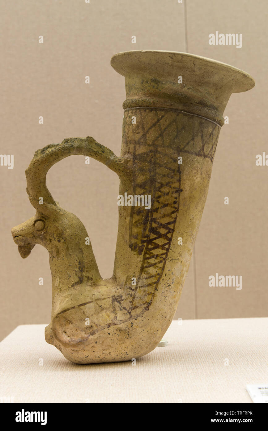 Bemalte Keramik Rhyton. Ende 2./Anfang 1. BC, Parthischen Periode. Valiran, Damavand. Teheran, Iran. Iran National Museum Stockfoto