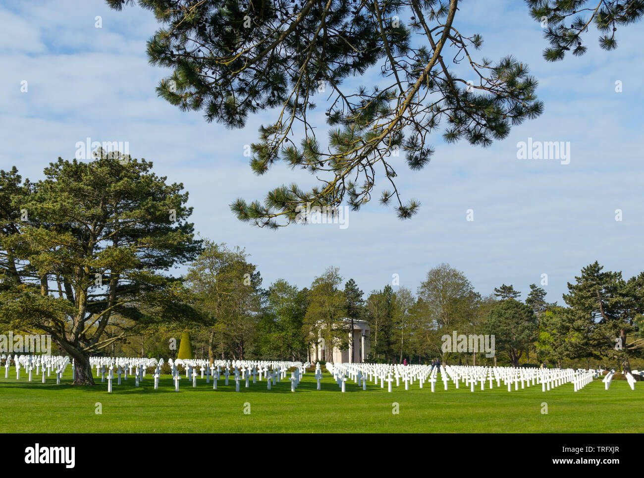 Colleville-sur-Mer, Frankreich - 6. Mai 2019: Normandie amerikanische Friedhof und Denkmal in der Nähe des Dorfes von Colleville-sur-Mer, Calvados in der Normandie, Frankreich. Stockfoto