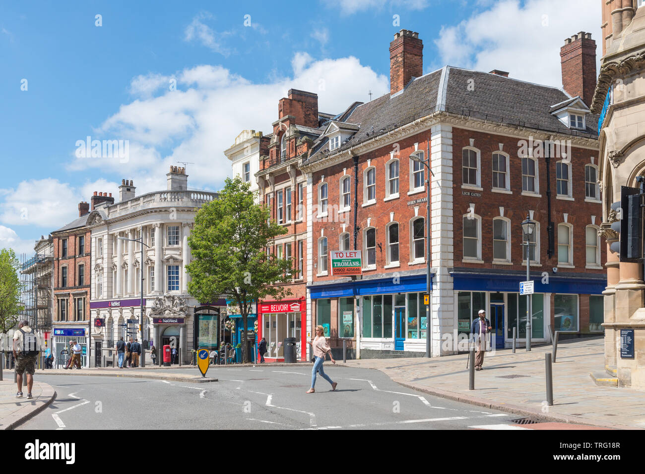 Queen Square im Zentrum von Wolverhampton, UK an einem sonnigen Tag Stockfoto