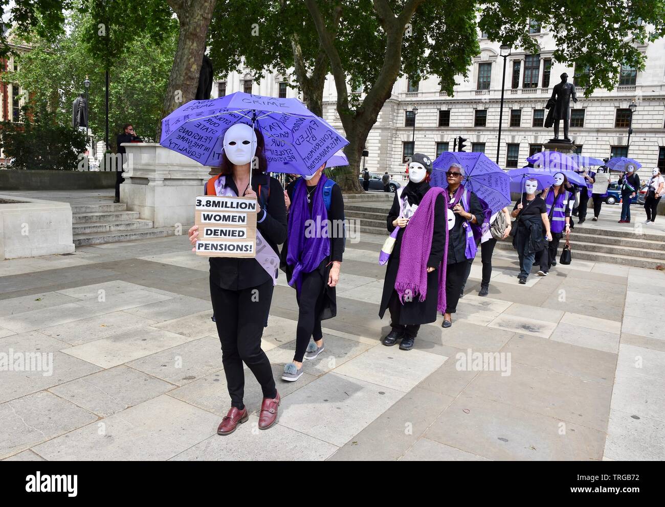 London, Großbritannien. 05 Juni, 2019. WASPI Demonstranten, die gegen die Ungleichheit ppension demonstrieren. Parliament Square, London Quelle: michael Melia/Alamy leben Nachrichten Stockfoto