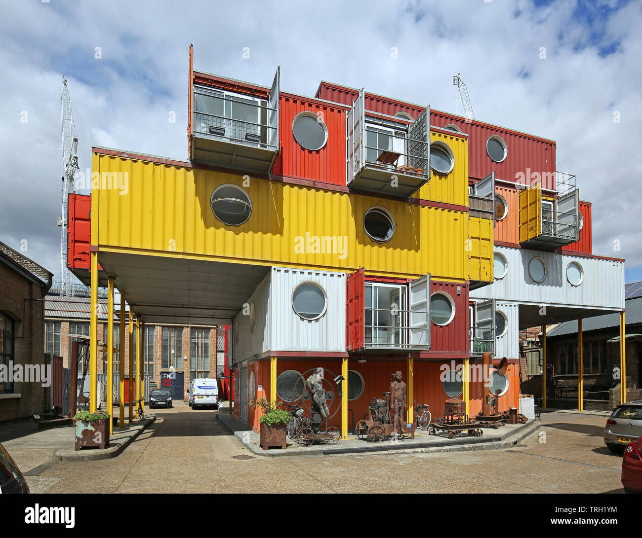 Container City 2 am Trinity Buoy Wharf, London, Großbritannien. Eine Sammlung von Live-/Arbeit Räume von Schiffscontainern konstruiert. Stockfoto