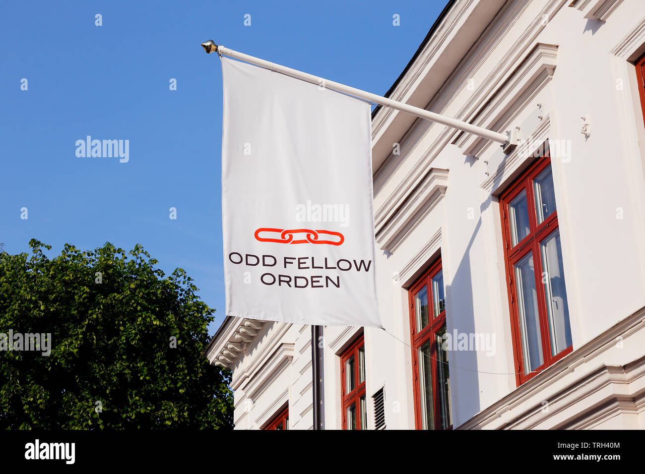 Strangnas, Schweden - Juni 5, 2019: Die schwedische Odd Fellows Bestellung außerhalb der Gebäude bei 4 Kyrkogatan Straße. Stockfoto