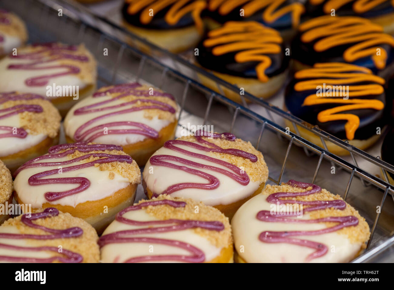 Dunkin Donuts Box Stockfotos Und Bilder Kaufen Alamy