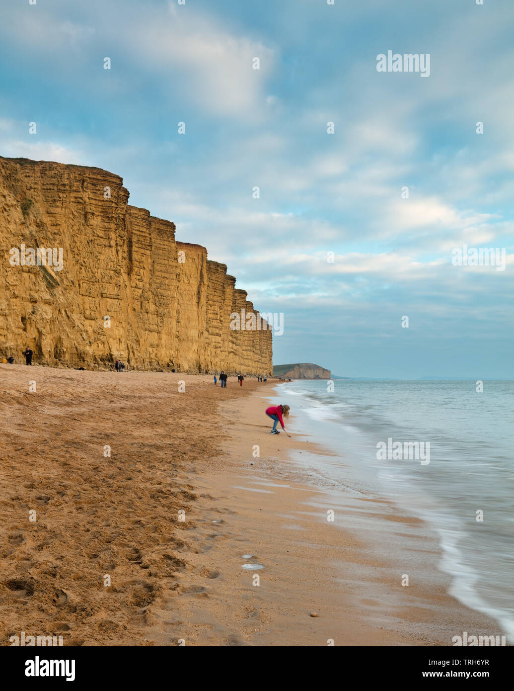 Der Strand von West Bay, Jurassic Coast, Dorset, England, Großbritannien Stockfoto