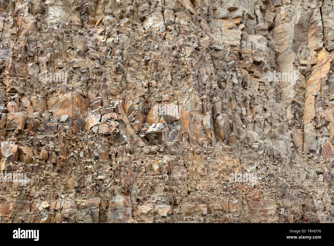 Vielzahl von Erodierten sedimentären und metamorphen Gestein, Yellowstone National Park, Montana, von James D Coppinger/Dembinsky Foto Assoc Stockfoto
