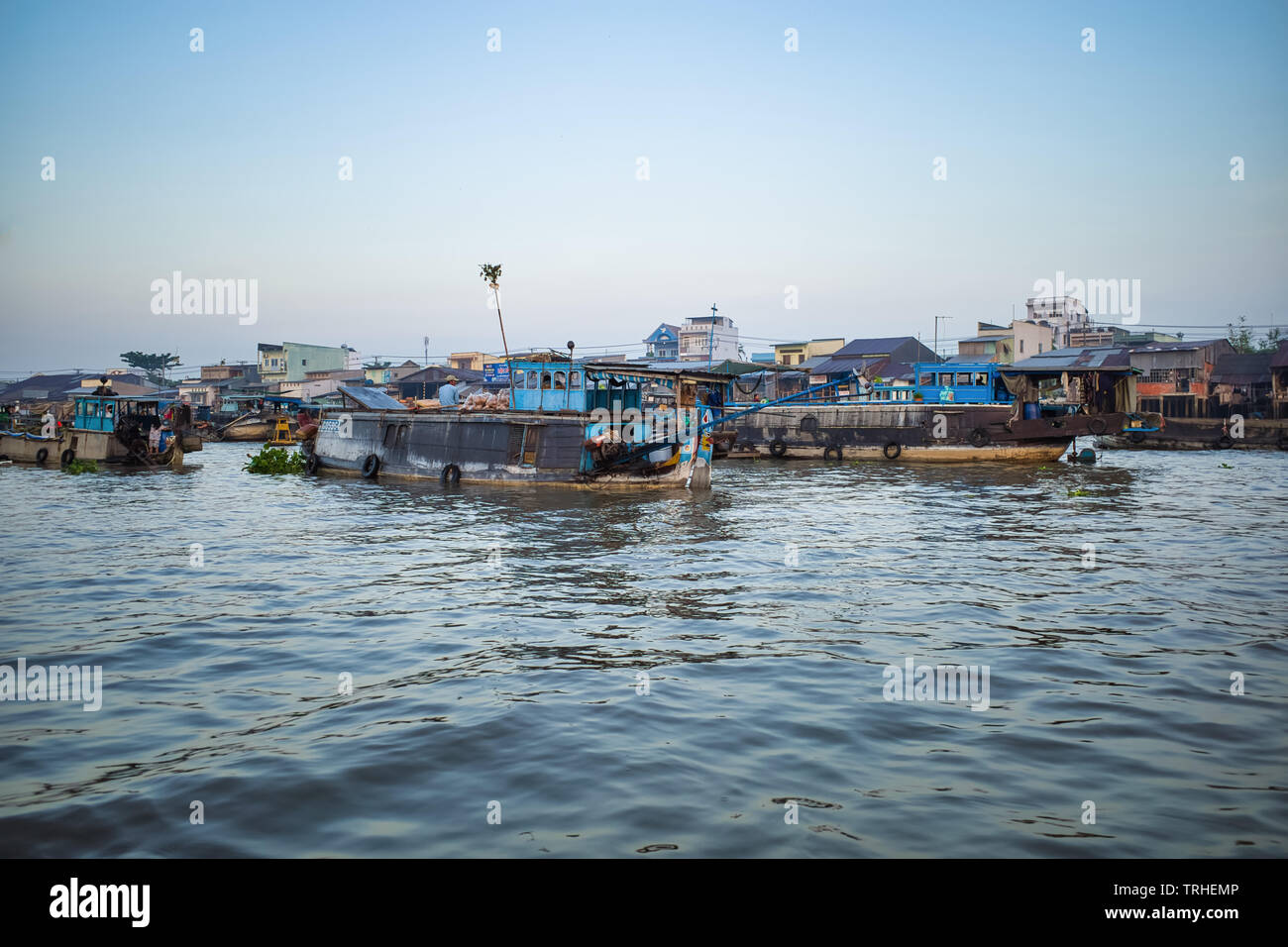 Can Tho, Vietnam - 27. März 2019: Schwimmender Markt im Mekong Delta. Handel Boote/Mekong Kreuzfahrt. Stockfoto