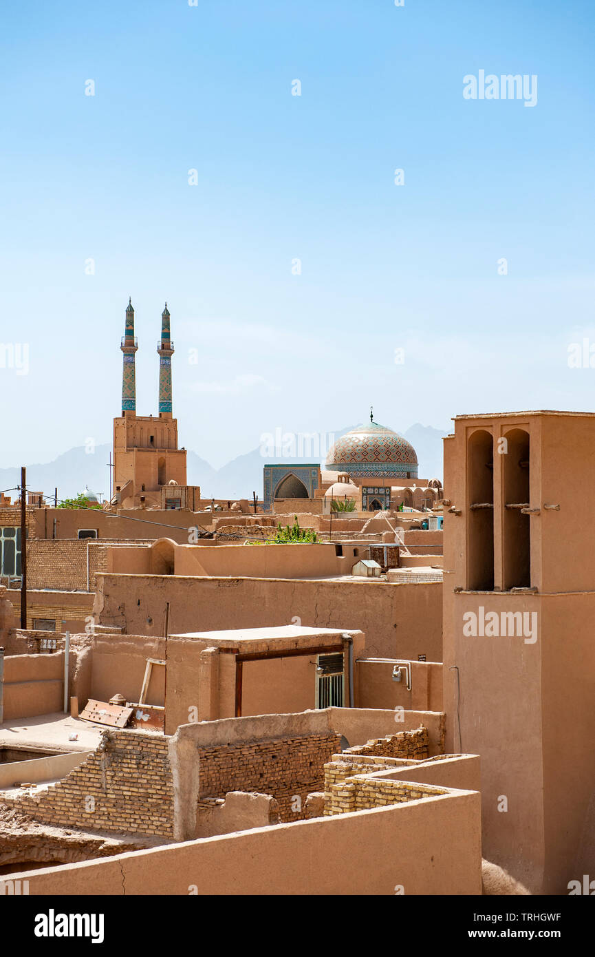 Blick auf die Altstadt von Yazd, ein beliebtes Touristenziel und Zoroastrier, die Sie während des Iran Sassanid ära, im Iran. Stockfoto