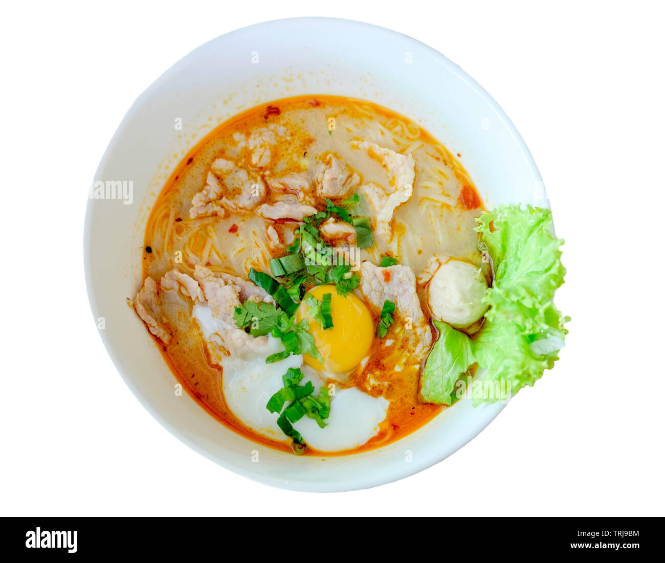 Nudelsuppe pikanten Schweinefleisch Eier und Gemüse Stockfoto