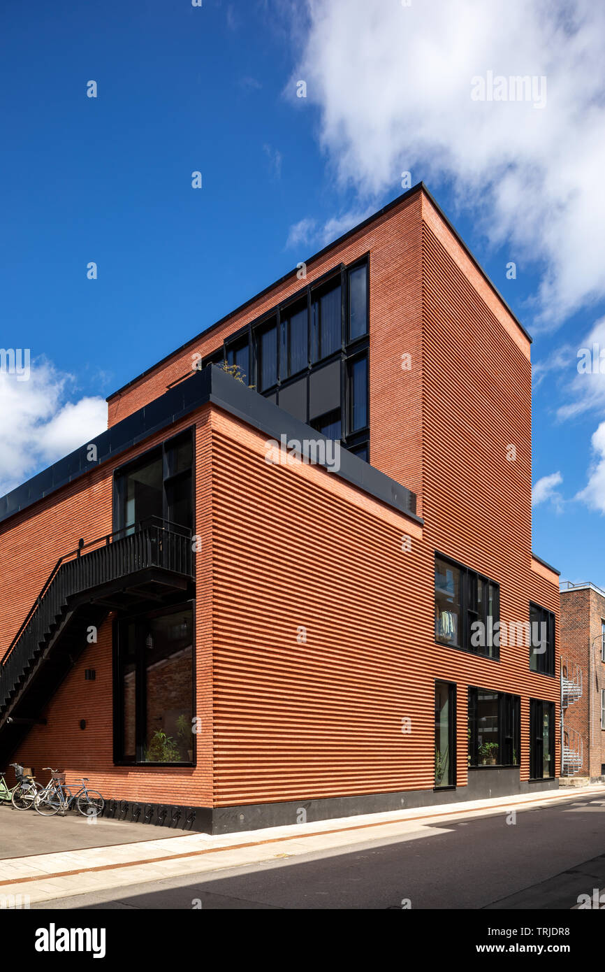 Kanonhuset (die "Canon Haus"), entworfen von Entasis, Abgeschlossen 2017; Trelleborggade, Kopenhagen, Dänemark Stockfoto