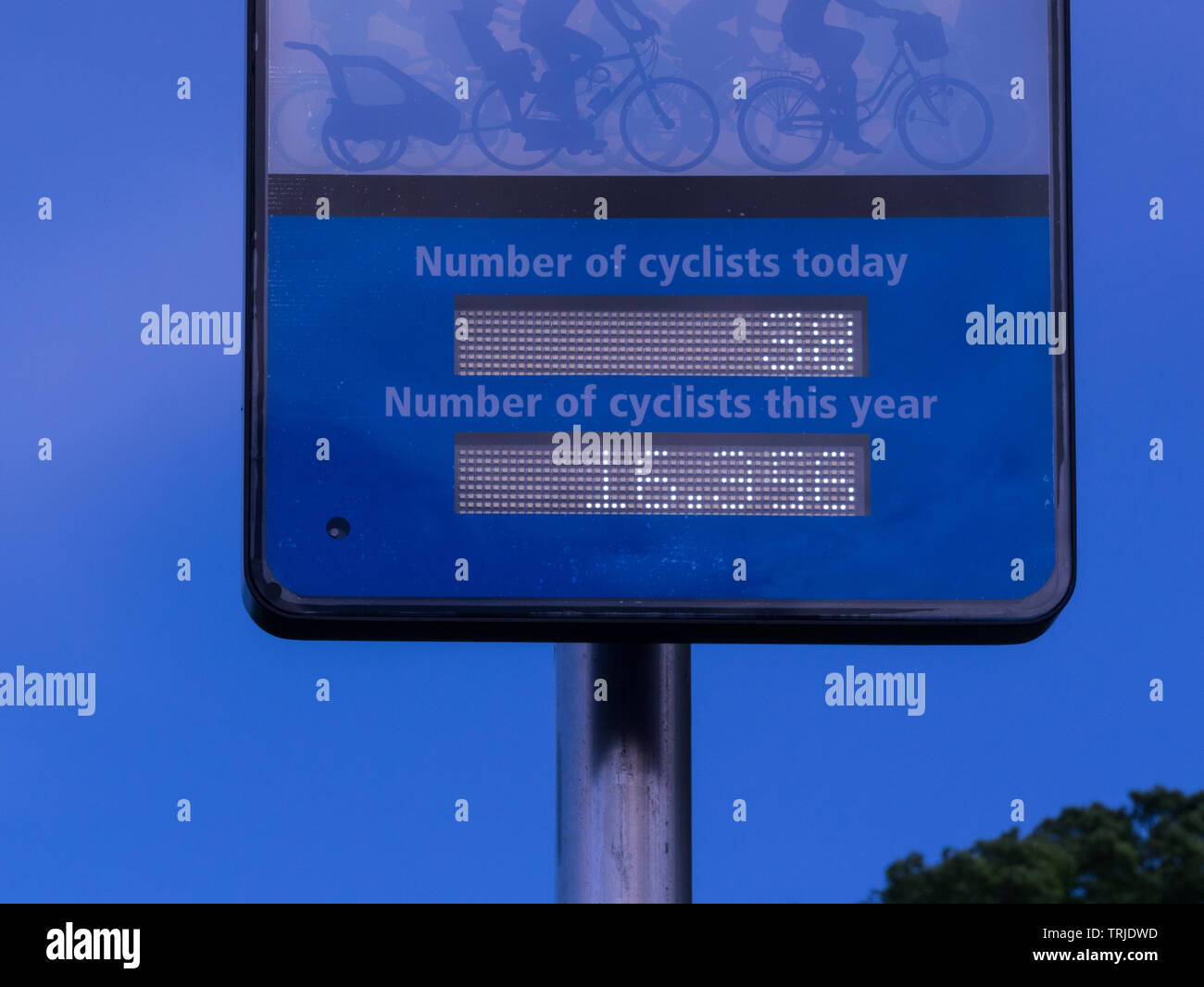 Überwachung der Anzahl der Radfahrer täglich und jährlich Radfahren in Cooper Park Elgin Moray Speyside nördlichen schottischen Highlands Stockfoto