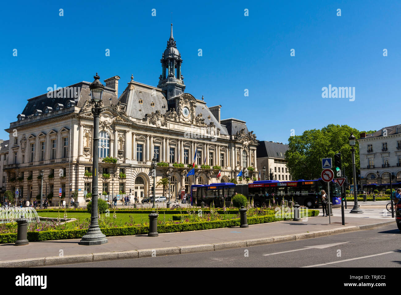 Rathaus (Hotel de Ville) de Tours, entworfen vom Architekten Victor Laloux, Indre et Loire, Centre Val de Loire, Frankreich Stockfoto