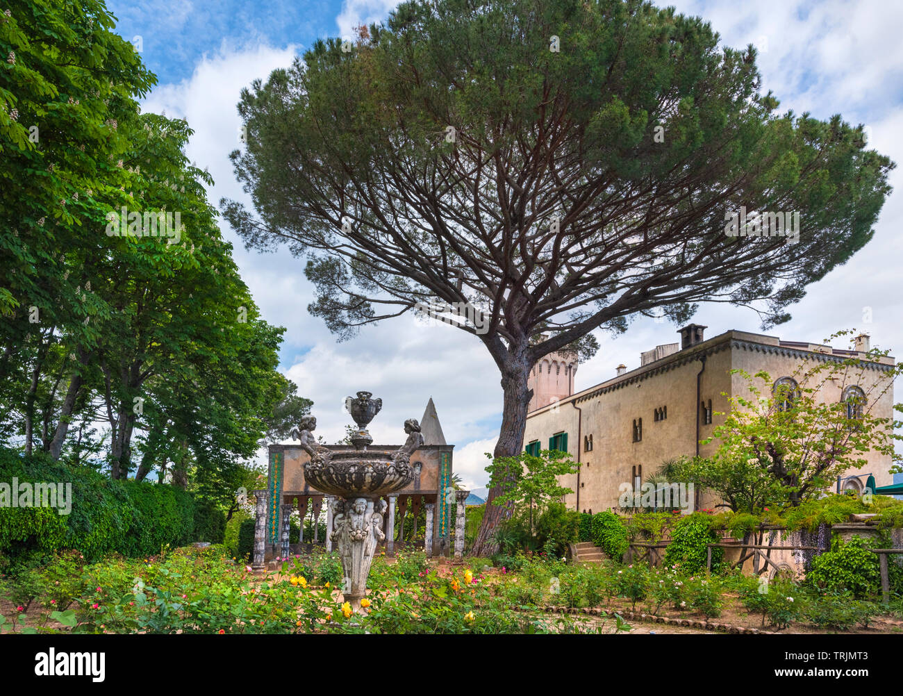 Die Teestube Pavillon in der Villa Cimbrone Gärten in Ravello über der Amalfiküste in Kampanien Italien Stockfoto