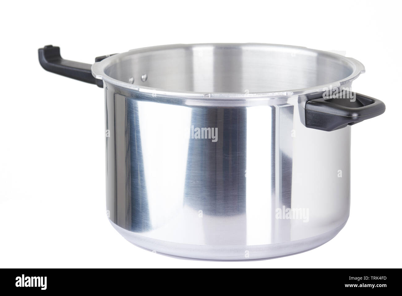 Glänzendes Metall Topf für Cook auf weißem Hintergrund Stockfoto