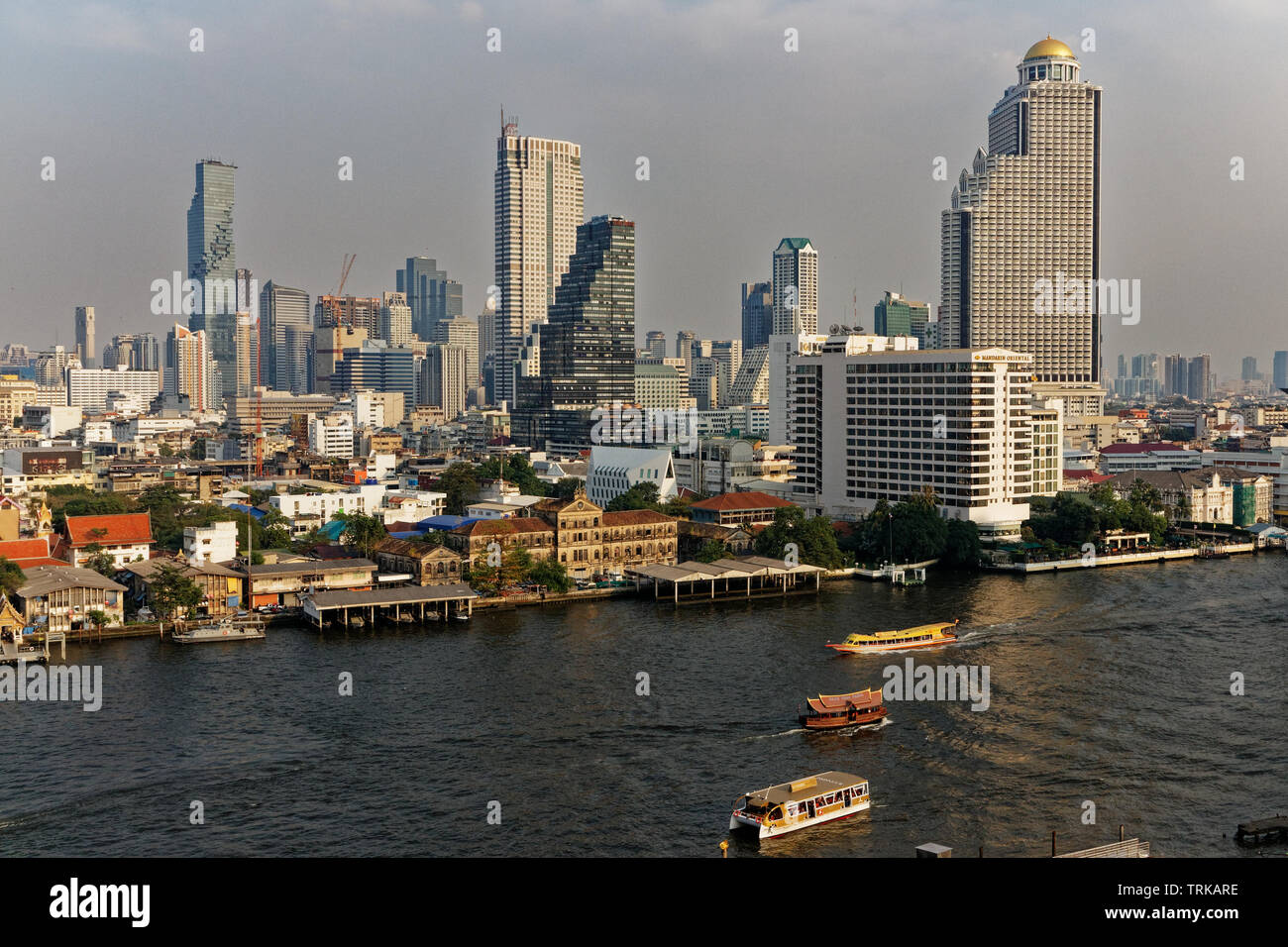 Blick auf einen Teil der Stadt Bangkok, am Nachmittag. Stockfoto