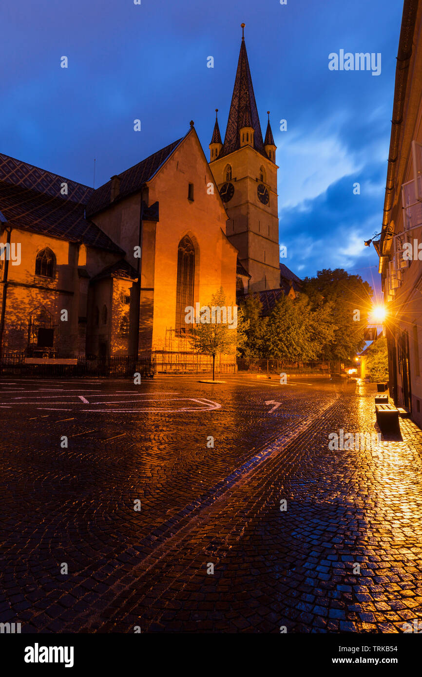 Evangelische Kathedrale der Heiligen Maria in Hermannstadt. Hermannstadt, Sibiu, Rumänien. Stockfoto