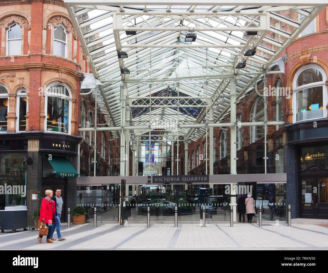 Der Eingang zu den Victoria Quarter Shopping Arkaden in Leeds, Yorkshire, England, Großbritannien Stockfoto