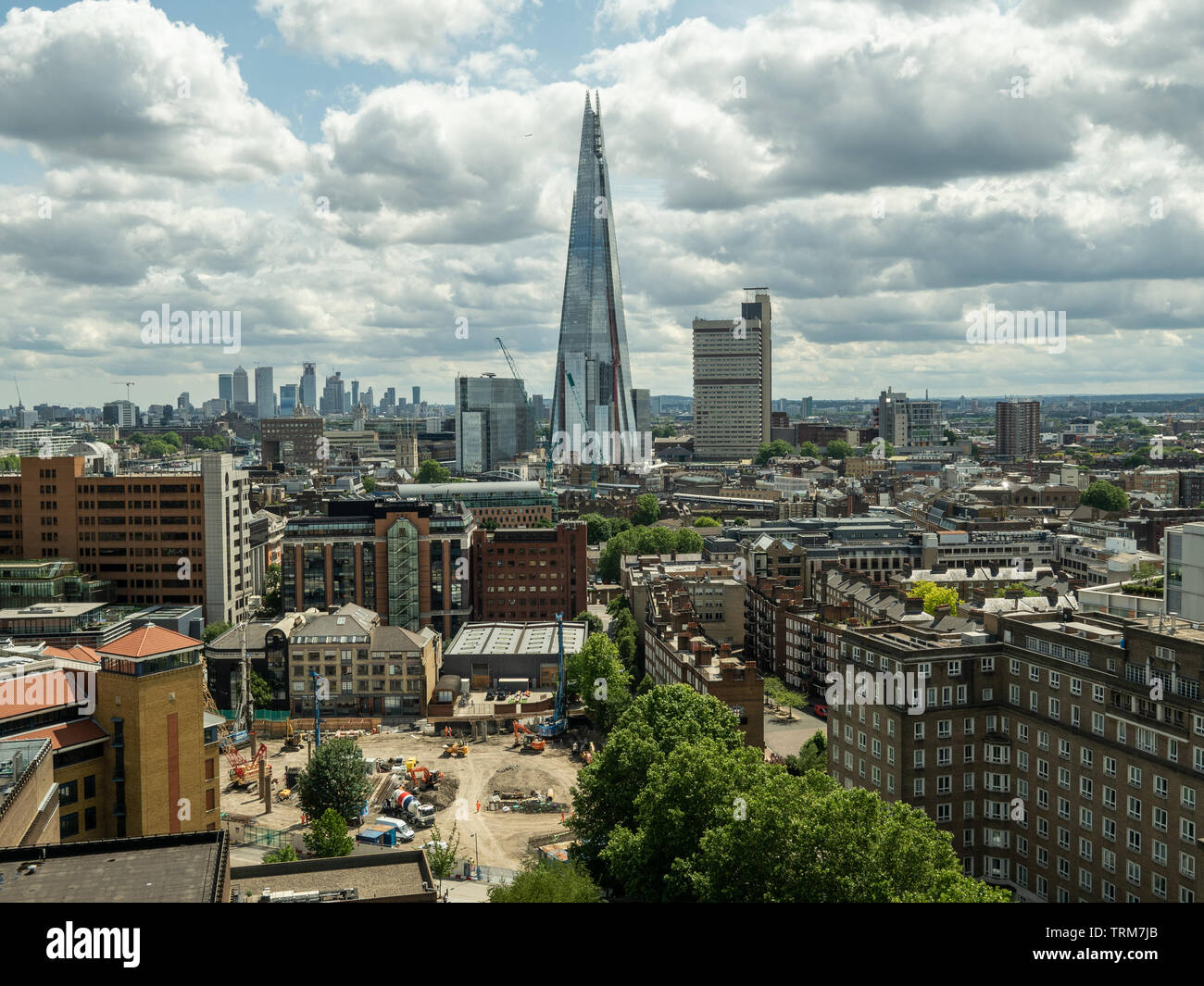 Der Shard-Wolkenkratzer im Southwark-Gebiet von London, England. Entworfen vom italienischen Architekten Renzo Piano. Stockfoto