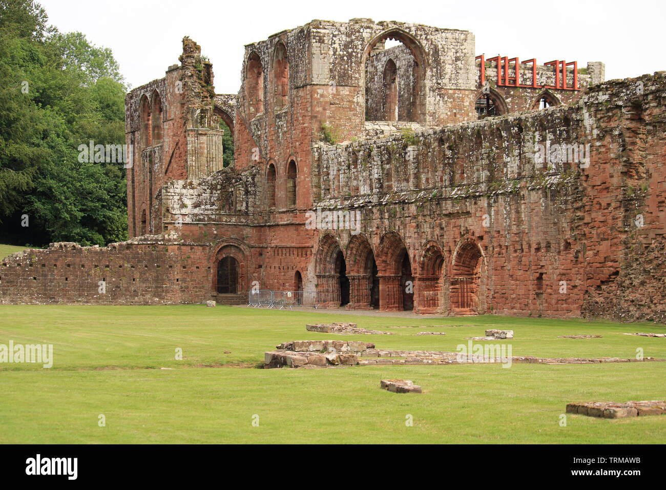 UK Barrow In Furness, Cumbria. Furness Abbey. Ulverston, Cumbria, Halbinsel Furness Abbey Ruinen, Furness Abbey, Cumbria. Stockfoto