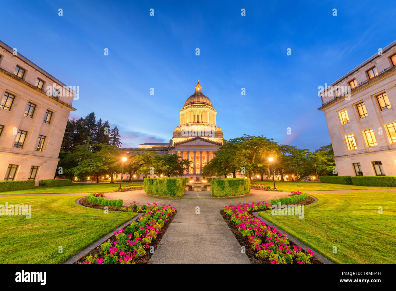 Olympia, Washington, USA State Capitol Building in der Abenddämmerung. Stockfoto