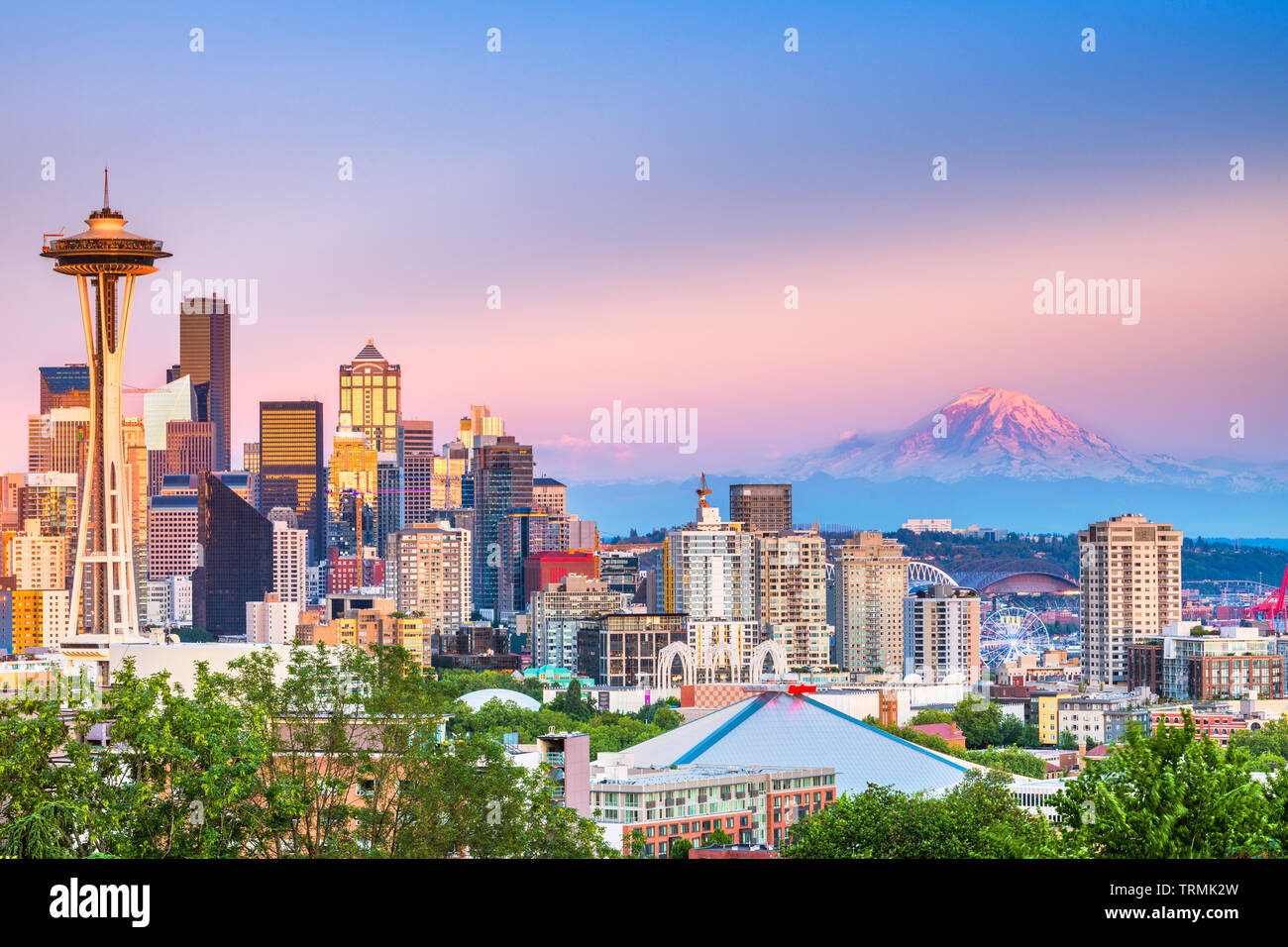 Seattle, Washington, USA Downtown Skyline der Stadt in der Dämmerung. Stockfoto