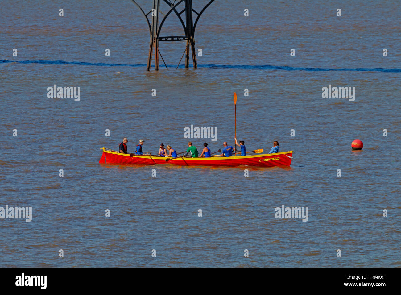 Clevedon Pilot gig Training auf einem hellen, sonnigen Abend Stockfoto