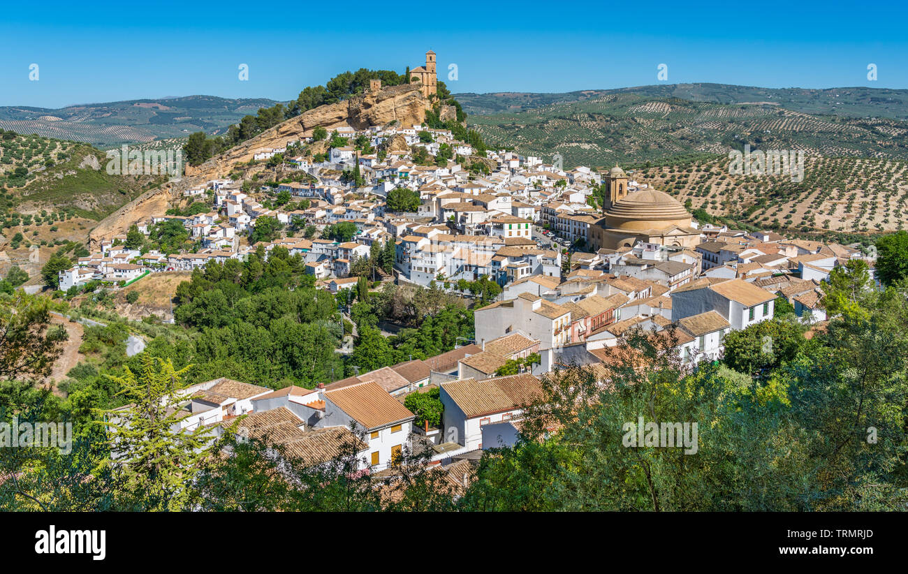 Panoramischer Anblick in Montefrio, schönen Dorf in der Provinz Granada, Andalusien, Spanien. Stockfoto