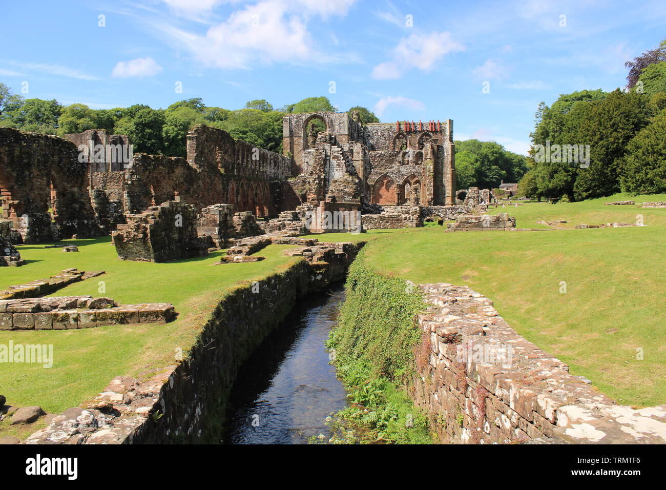 UK Barrow In Furness, Cumbria. Furness Abbey. Ulverston, Cumbria, Halbinsel Furness Abbey Ruinen, Furness Abbey, Cumbria. Stockfoto