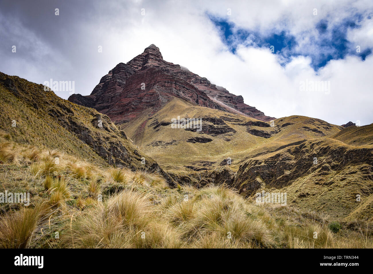 Dramatische Berglandschaft auf der Ancascocha Trek zwischen Cusco und Machu Picchu Stockfoto