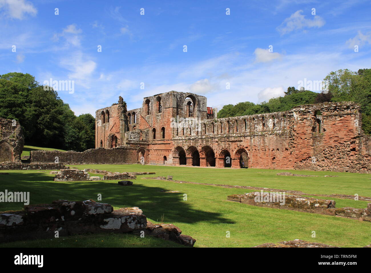 UK Barrow In Furness, Cumbria. Furness Abbey. Ulverston, Cumbria, Halbinsel Furness Abbey Ruinen, Furness Abbey, Cumbria. Stockfoto