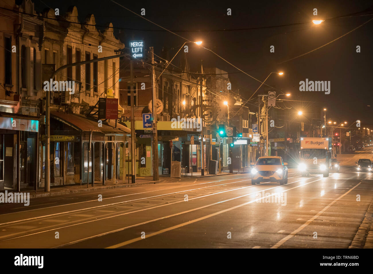 In der Nacht auf der Brunswick Street, Fitzroy, Victoria, Australien Stockfoto