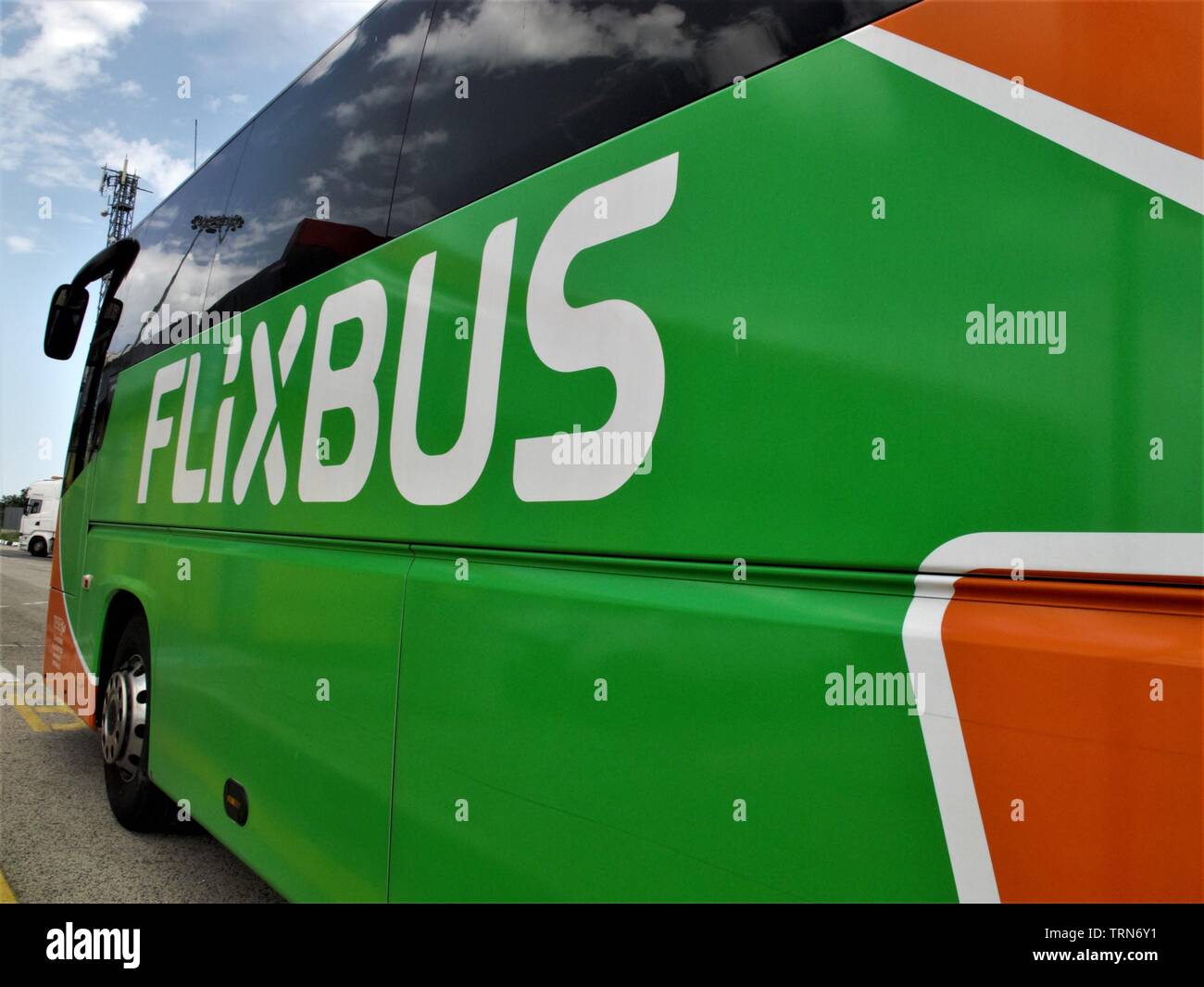 Flixbus Intercity Bus. Flixbus ist eine Marke, die intercity Bus Service bietet in ganz Europa Stockfoto