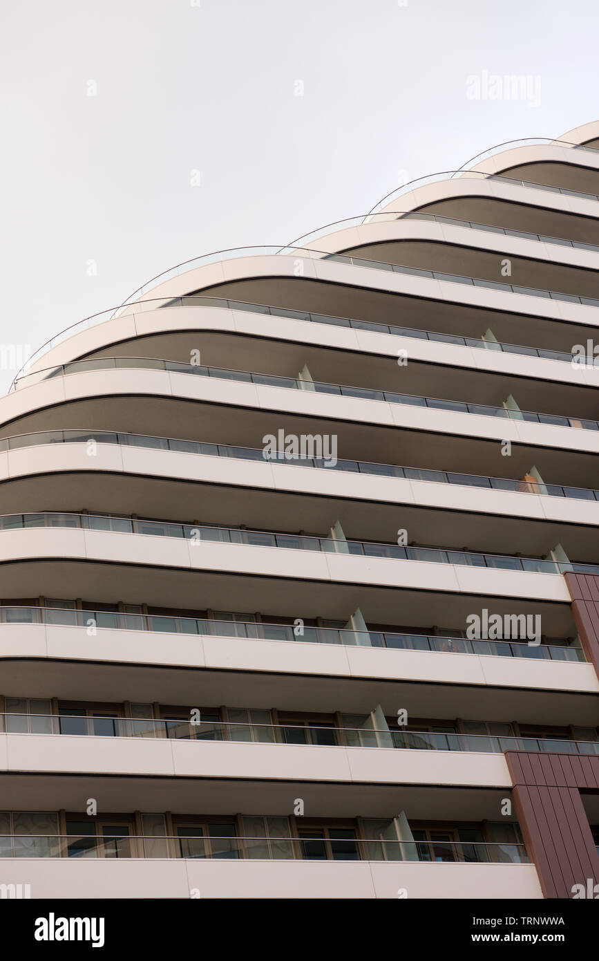 Detail der modernen Apartment Gebäude in London, England Stockfoto