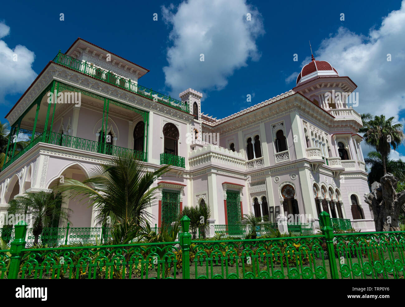 Palacio de Valle, ein Hochzeitstorten-architektur Mansion am Punta Gorda, Cienfuegos, Kuba, Karibik Stockfoto