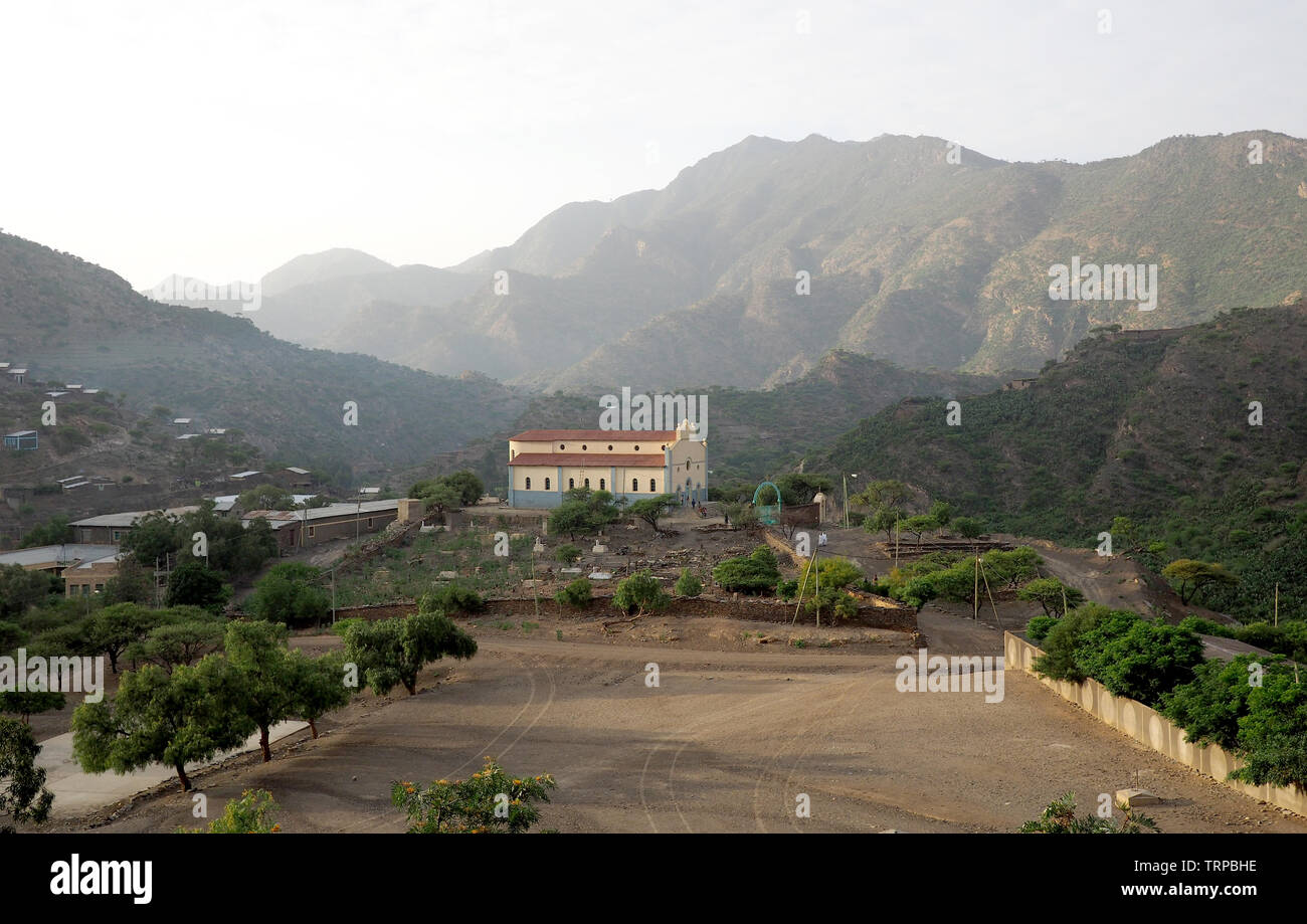 Die Catholica Kirche in einem abgelegenen Tal in Tigray, nördlichen Äthiopien, auf der eritreischen Grenze Stockfoto