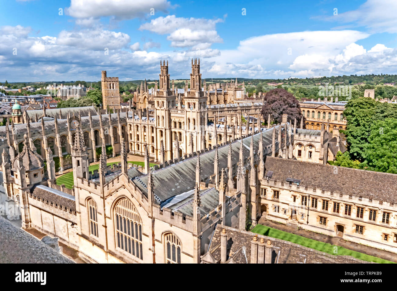 Oxford (England, Großbritannien): Bird's Eye View auf Hochschulen in Oxford; Oxford Colleges in der Vogelschau Stockfoto