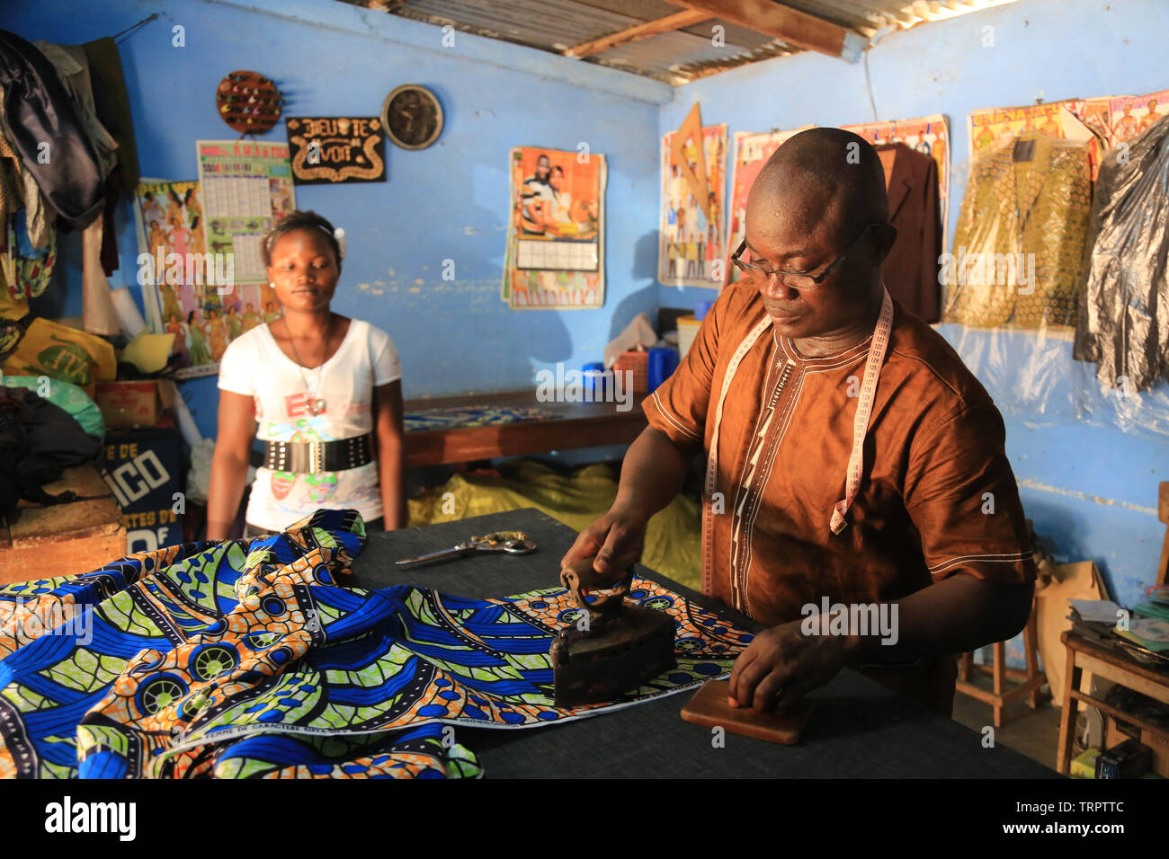 Atelier de formation de couture. Abkommen von Lomé. Togo. Afrique de l'Ouest. Stockfoto