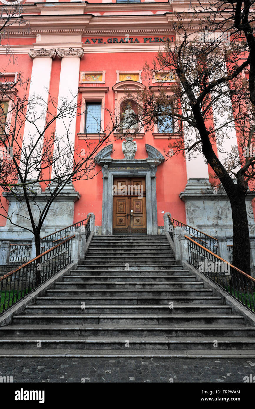 Die Franziskaner Kirche der Verkündigung, Prešeren Platz, Ljubljana, Slowenien, Europa Stockfoto