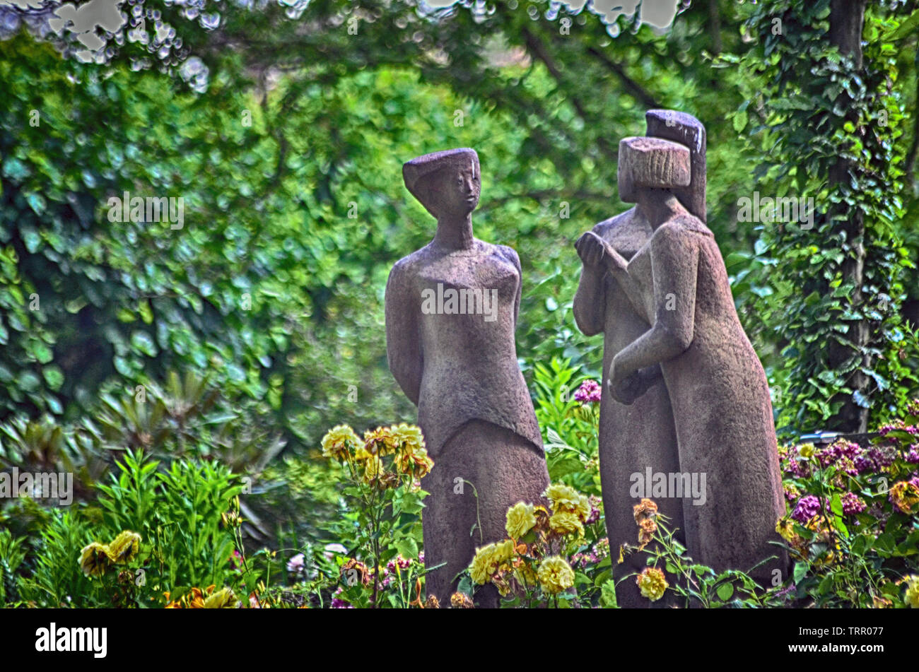 Statuen im Garten Stockfoto